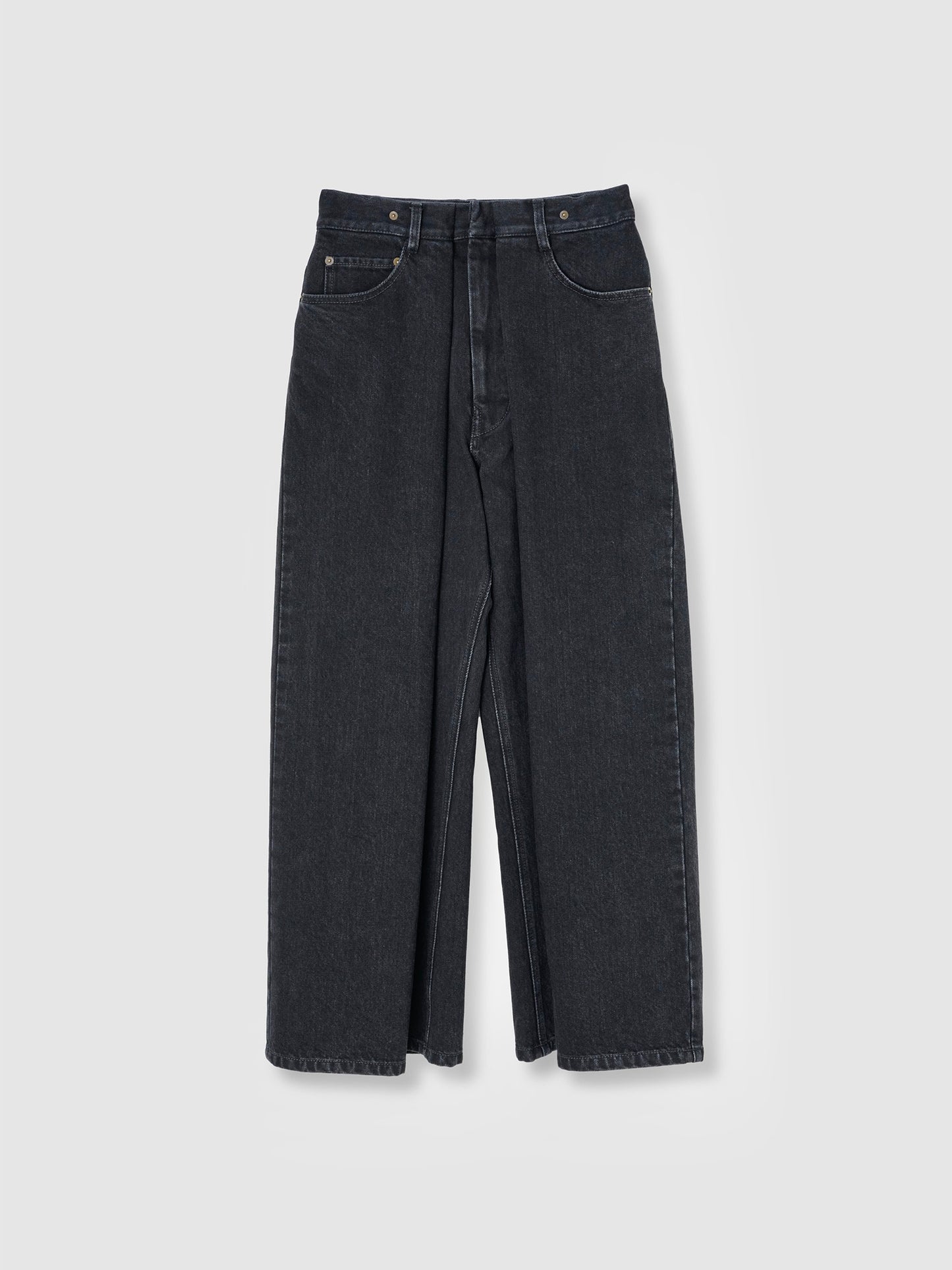 N-P-04 Tucked Denim Jeans